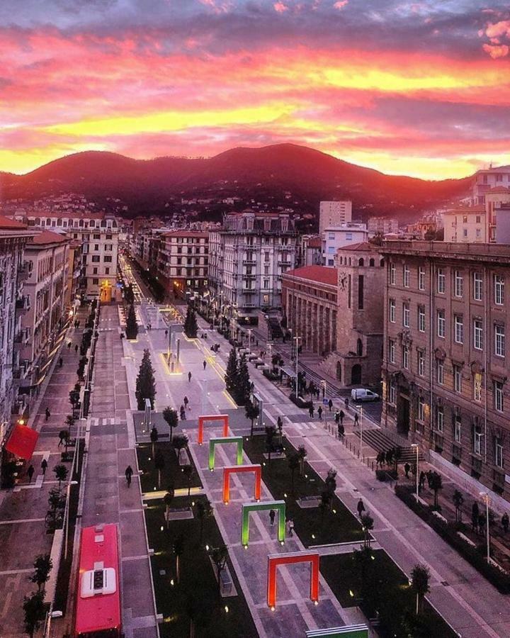 Number40Laspezia La Spezia Exterior photo